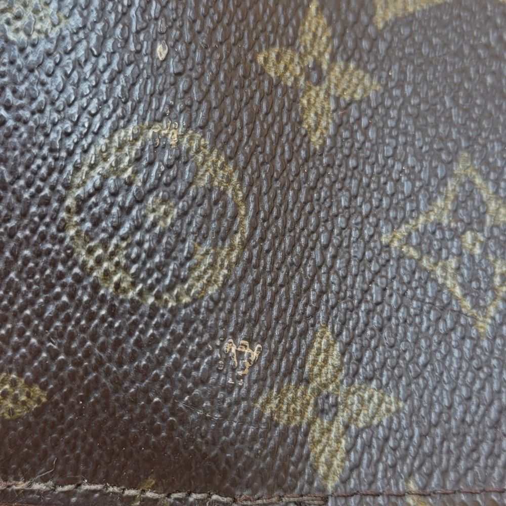 Authentic Louis Vuitton Monogram Wallet - Picture 6 of 11